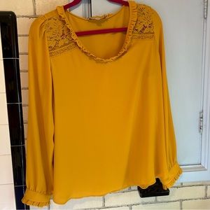 Loft golden mustard marigold lace shoulder ruffle v neck flowy blouse size